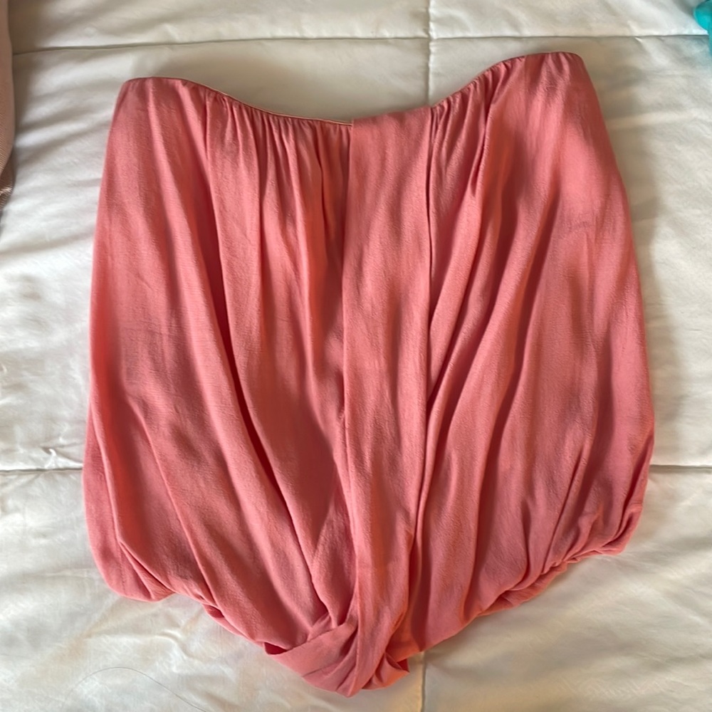 Pink cropped tube top. Never worn